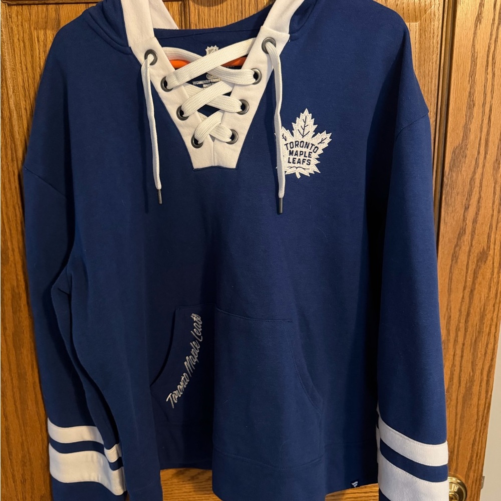 Fanatics Toronto Maple Leafs Navy and White Lace-Up Hoodie